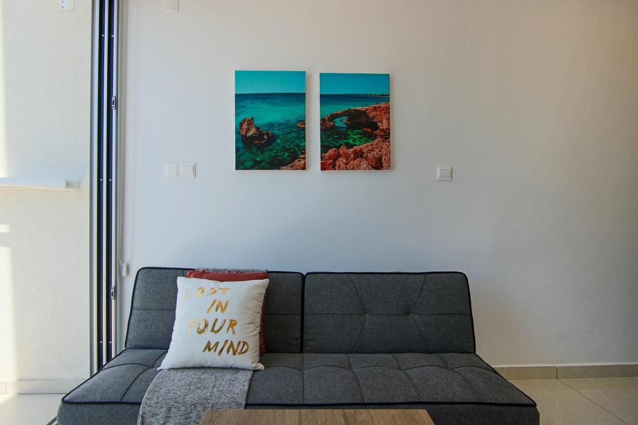 Phaedrus Living - Seaside Luxury Flat Harbour 109 Apartment Paphos ภายนอก รูปภาพ
